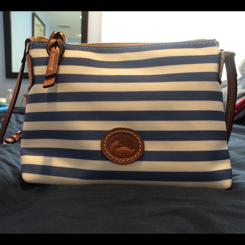 Dooney and bourke crossbody